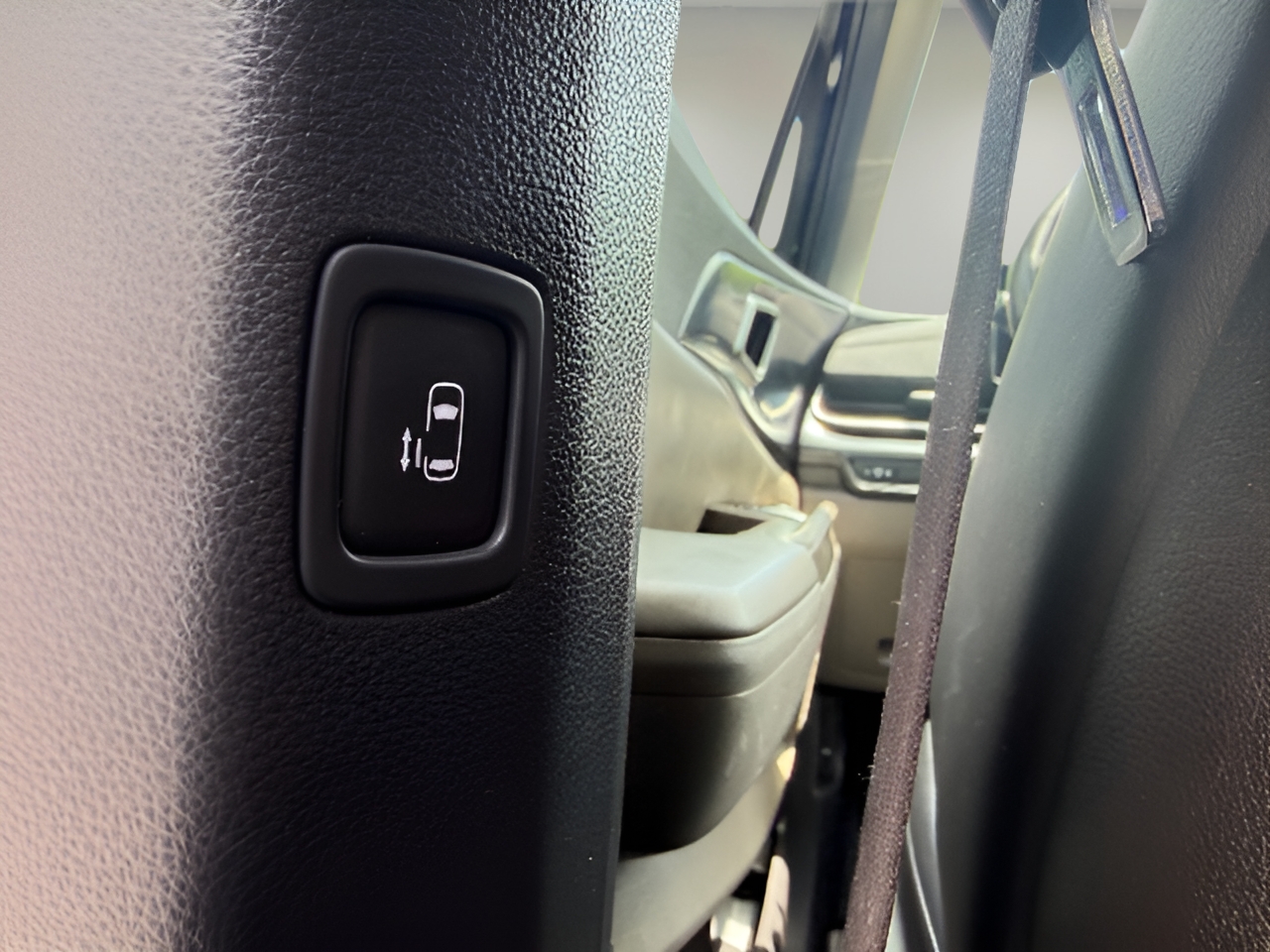 2025 Kia Carnival LXS - Photo 20