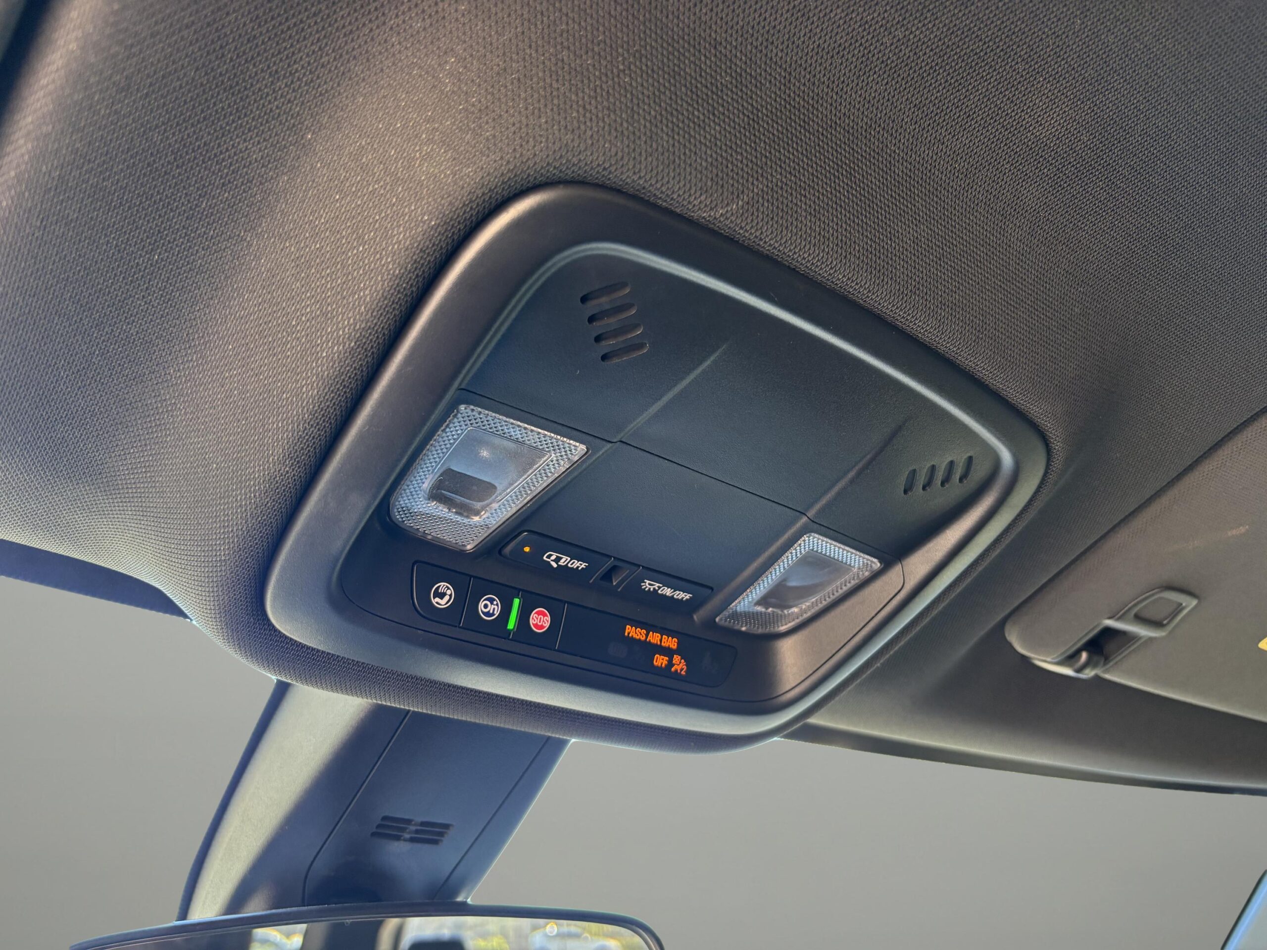 2023 Chevrolet Traverse 1LT - Photo 14
